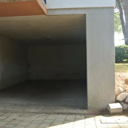 Relaxing With Garden And Parking 公寓 利尼亚诺萨比亚多罗